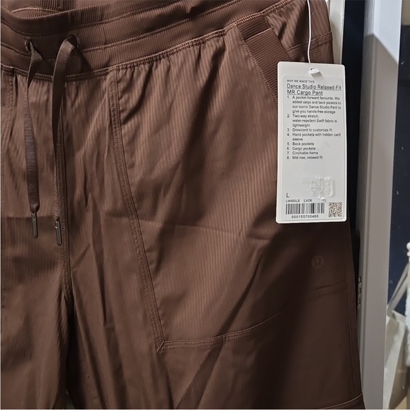 Lululemon Athletica Dark Brown Cargo Pants - Picture 3 of 3